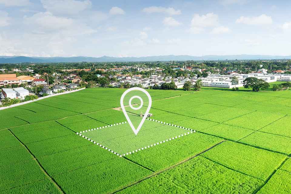 Foto: Parzelle mit Positionsmarker